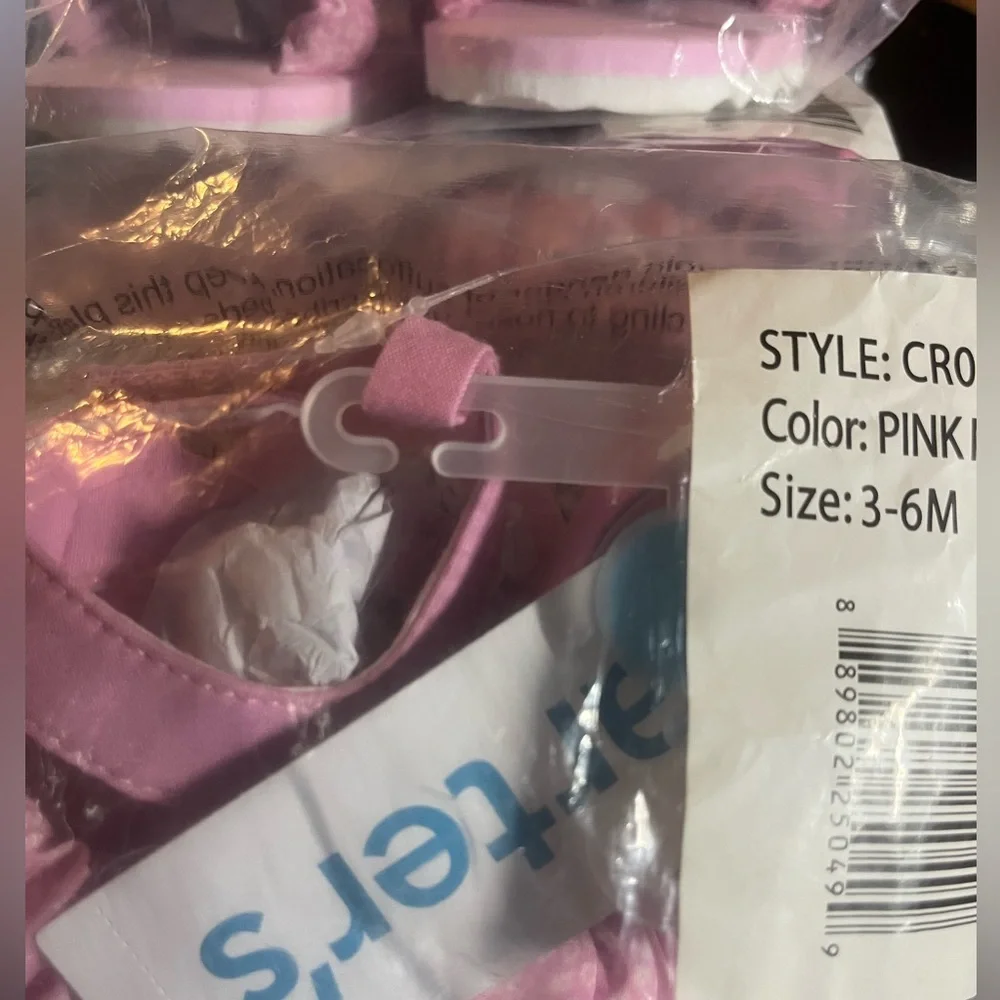 NWT Carter's Baby Girl Scrunch Strappy Pink Sandals